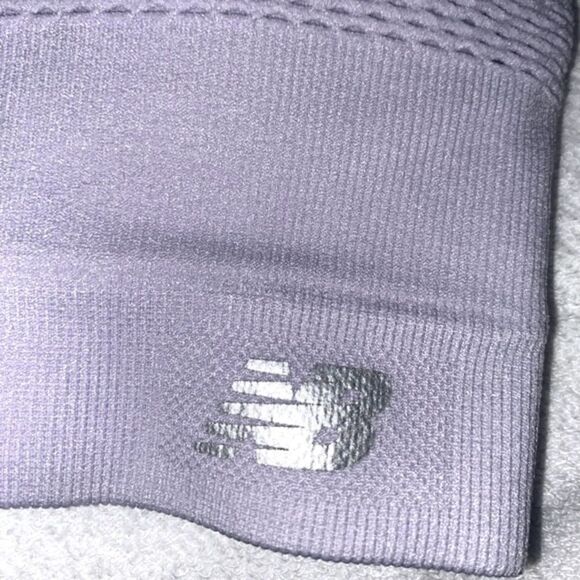 New Balance Wm’s Sz Small Lilac Mesh Removable Cups Razorback Sports Bra - Picture 3 of 4